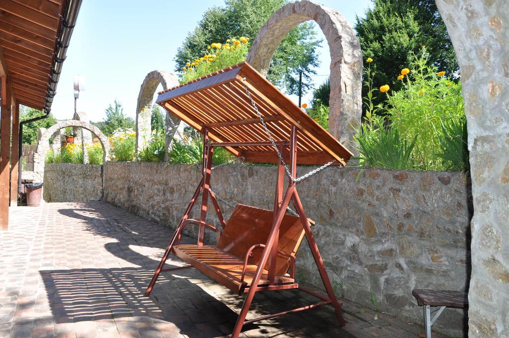 Cabana Claris Văliug Exterior photo